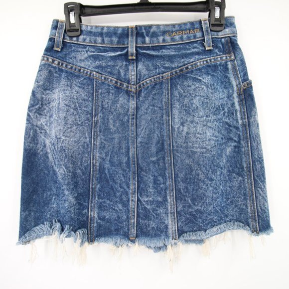 NEW Carmar Acid Wash Denim Mini Skirt Button Down Front Distressed Size 27 - Picture 8 of 8